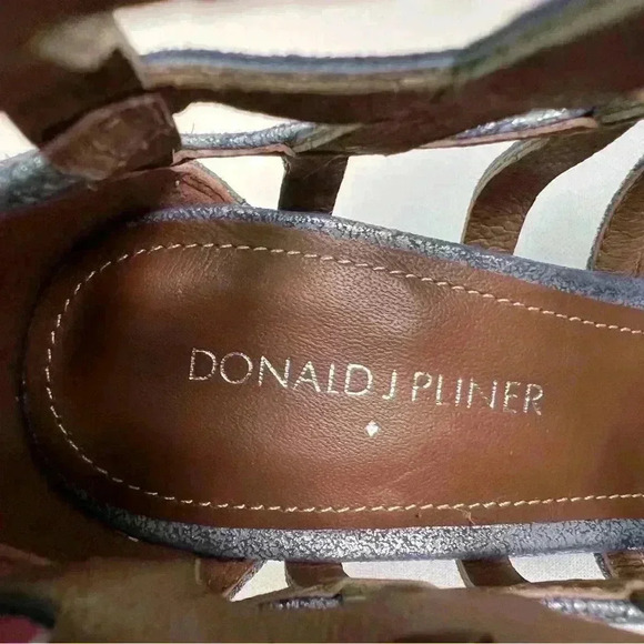 Donald J Pliner Womens 8.5 Wedge Sandal Metallic Blue Gray Strappy Cage 9.5 NEW - Picture 11 of 12